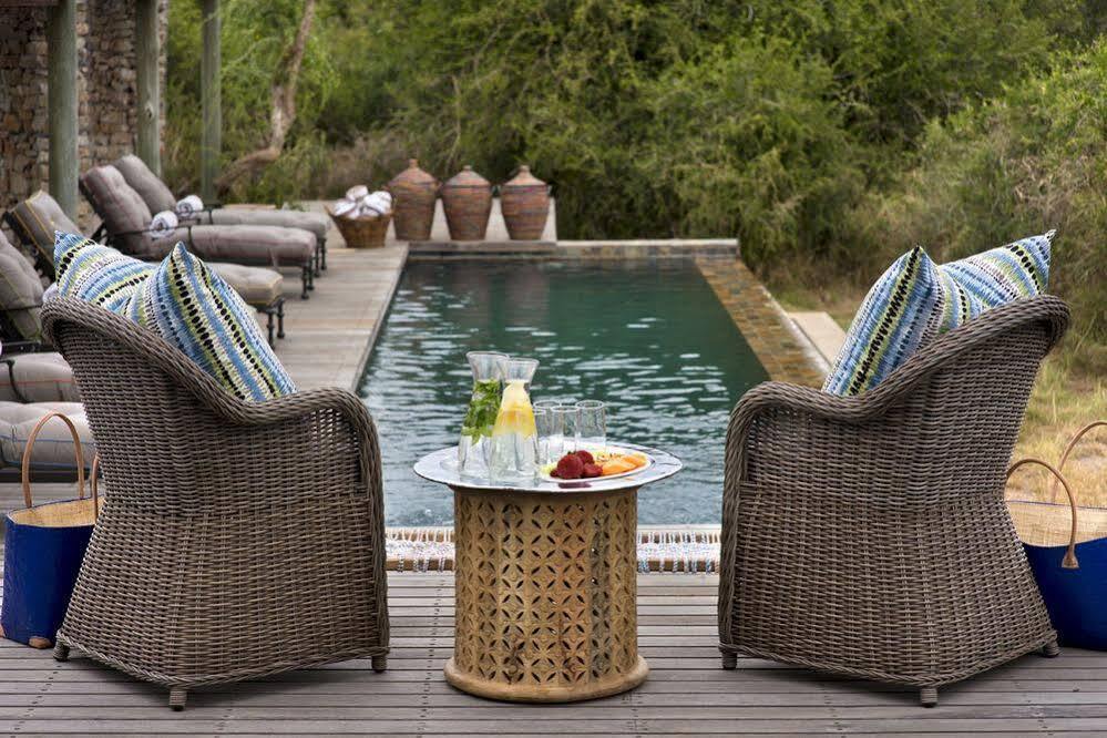 Kwandwe Private Game Reserve - Great Fish River Lodge เกรแฮมส์ทาวน์ ภายนอก รูปภาพ